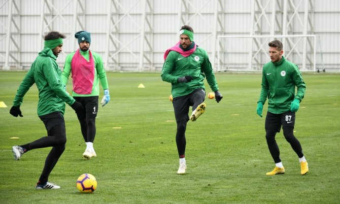 Atiker Konyaspor’da Göztepe Mesaisi Sürüyor