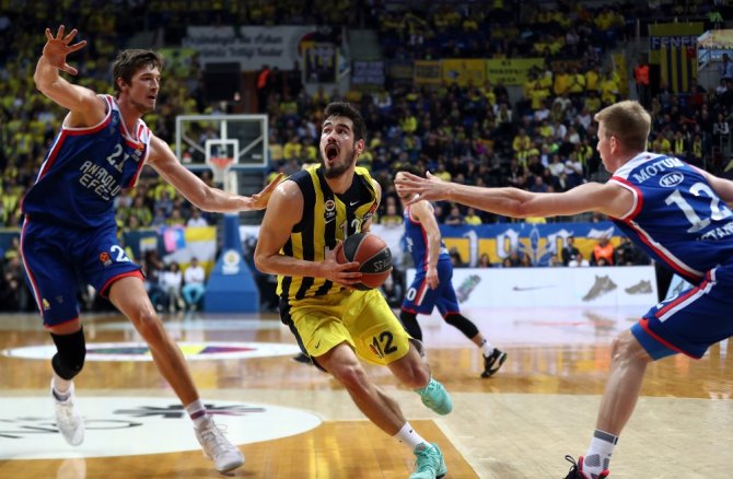 Avrupa’da Türk Derbisi Fenerbahçe Beko’nun