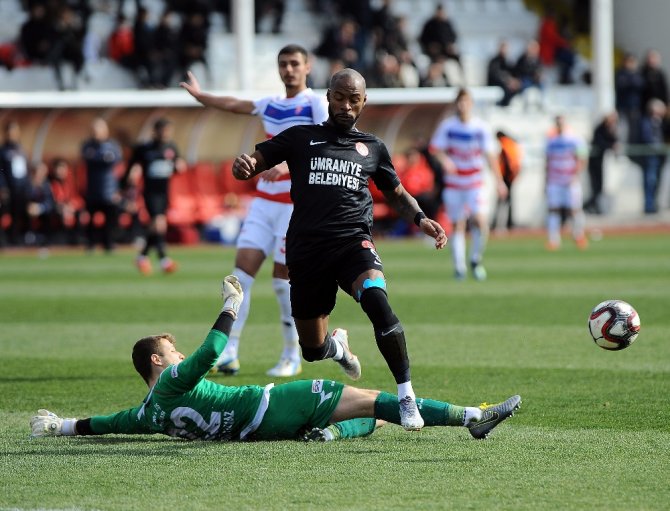 Ümraniyespor Karabükspor’u 3 Golle Geçti