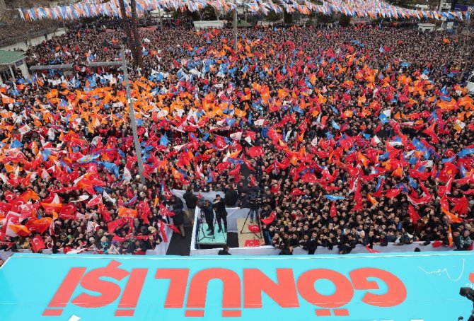 "Bay Kemal, Sen Kandil’in Yandaşısın"