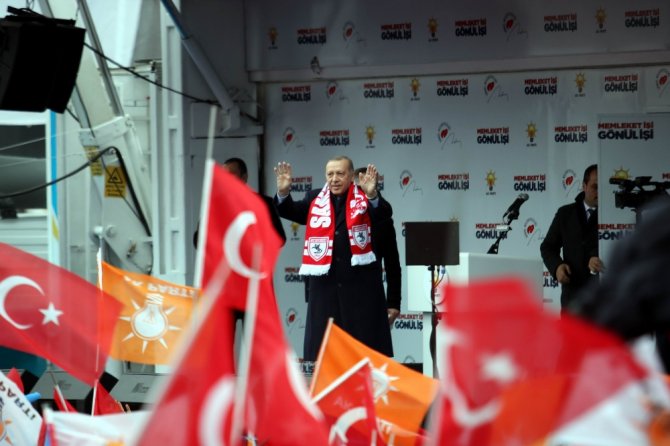 Erdoğan: Ak Partili Olsa Bir Dakika Tutmam