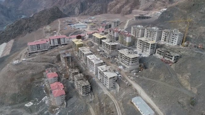 İşte Cumhurbaşkanı Erdoğan’ın Açıkladığı Yusufeli’ndeki Denize Nazır Evler