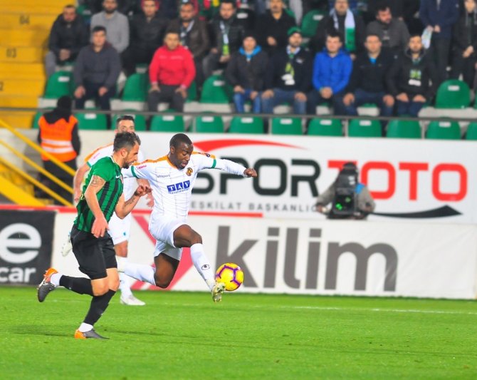 Akhisarspor’dan Muhteşem Geri Dönüş