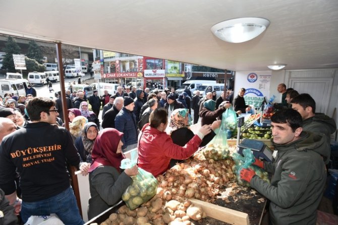 Trabzon’da Hafta Sonu Kurulan Tanzim Satış Yerine İlgi Artıyor