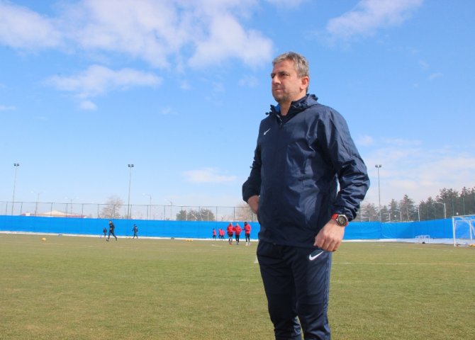 Hamza Hamzaoğlu İlk Antrenmanına Çıktı