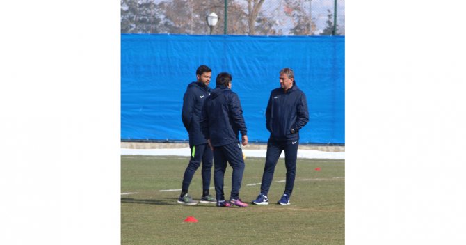 Hamza Hamzaoğlu İlk Antrenmanına Çıktı