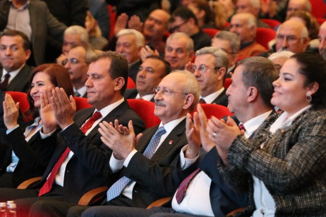 Kılıçdaroğlu: Bay Kemal Namuslu Adamdır