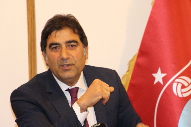 "Bulunduğumuz Yeri Cumhuriyet Bayramı İlan Edebiliriz"