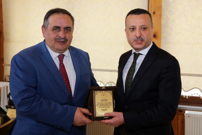 Vali Taşbilek’ten Meclis Üyelerine Teşekkür