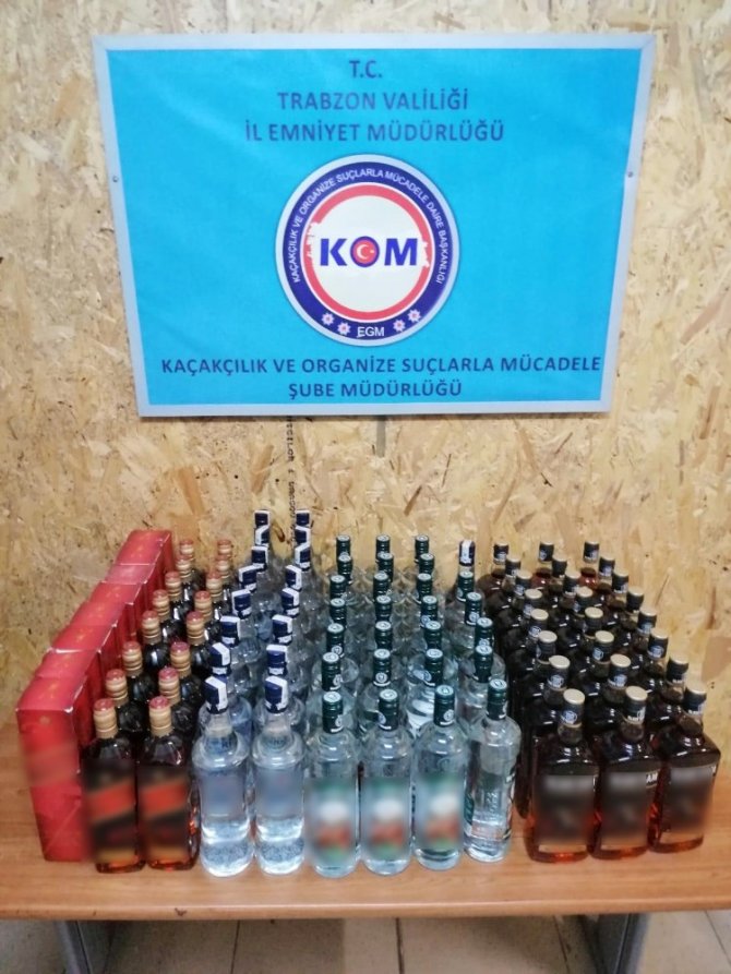 Trabzon’da 120 Kilogram Kaçak Kestane Balı Ele Geçirildi