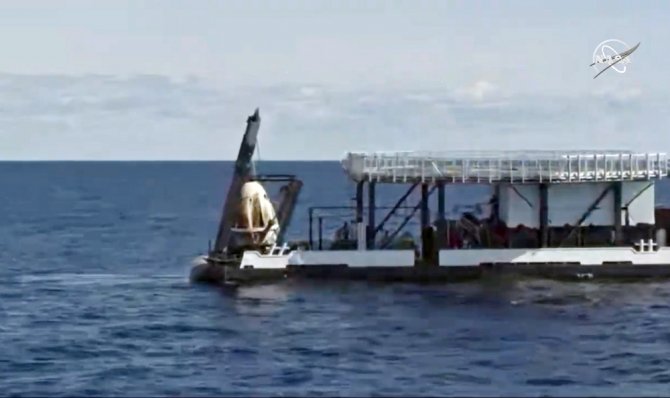 Spacex Dragon Dünyaya Döndü