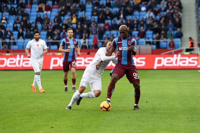 Trabzon’da İlk Yarıda Gol Yok