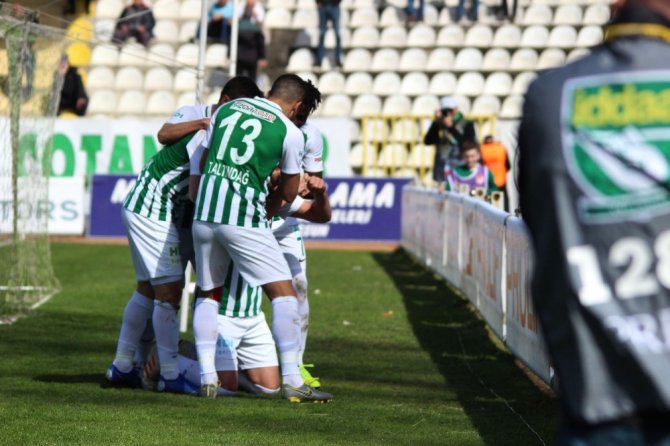 Spor Toto 1. Lig: Giresunspor: 1 - Boluspor: 0 (İlk Yarı Sonucu)