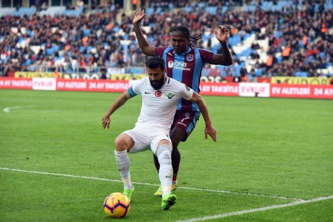 Spor Toto Süper Lig: Trabzonspor: 2 - Akhisarspor: 1 (Maç Sonucu)