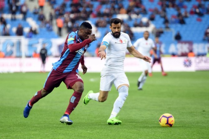 Spor Toto Süper Lig: Trabzonspor: 2 - Akhisarspor: 1 (Maç Sonucu)
