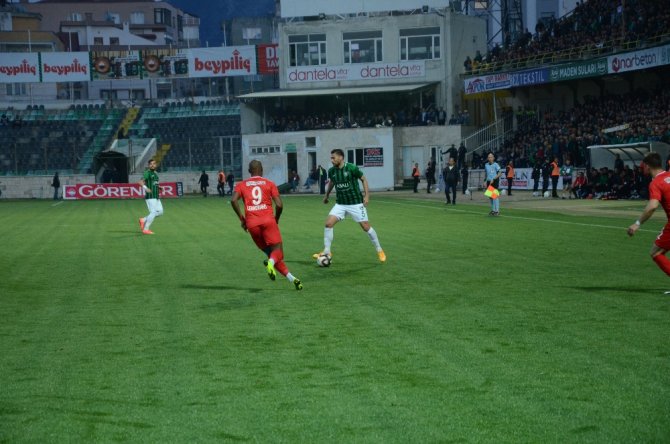 Spor Toto 1 Lig: Denzilispor: 0- Ümraniyespor: 0