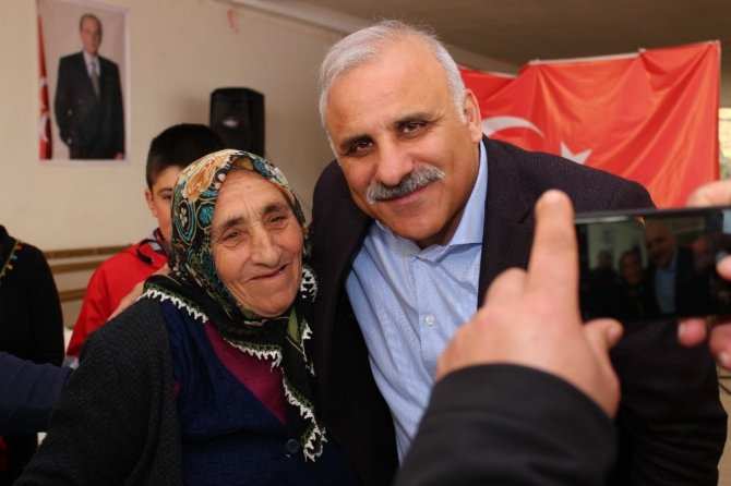 Akçaabat Zorluoğlu’nu Kucakladı