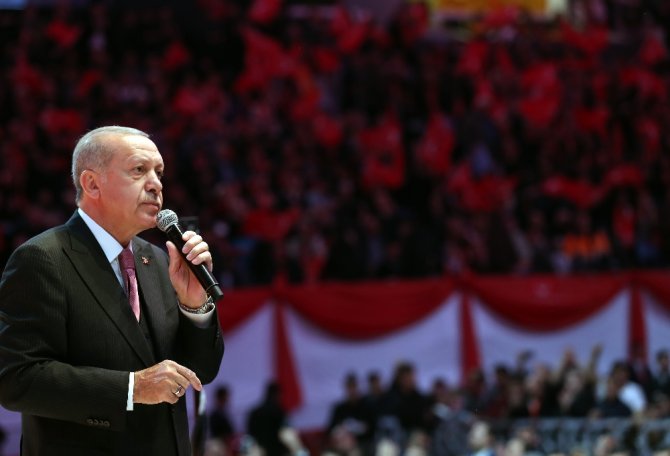 Cumhurbaşkanı Erdoğan: "Bayraklarımızı Yakanlara Sandıkta Hesabını Soracağız"