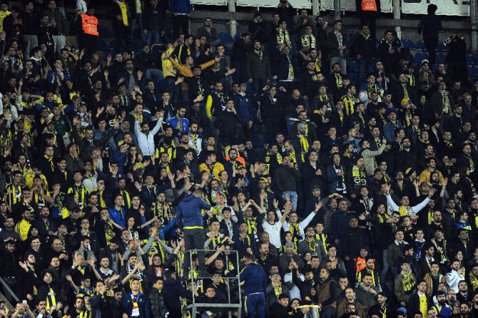 Fenerbahçe Ekici İle Tutundu