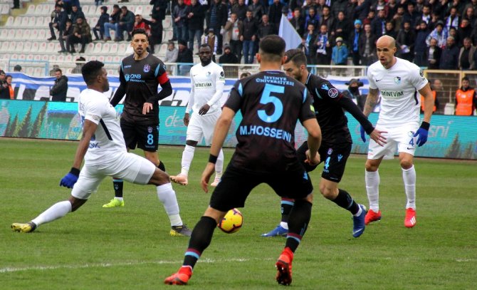 İlk Yarıda Gol Yok
