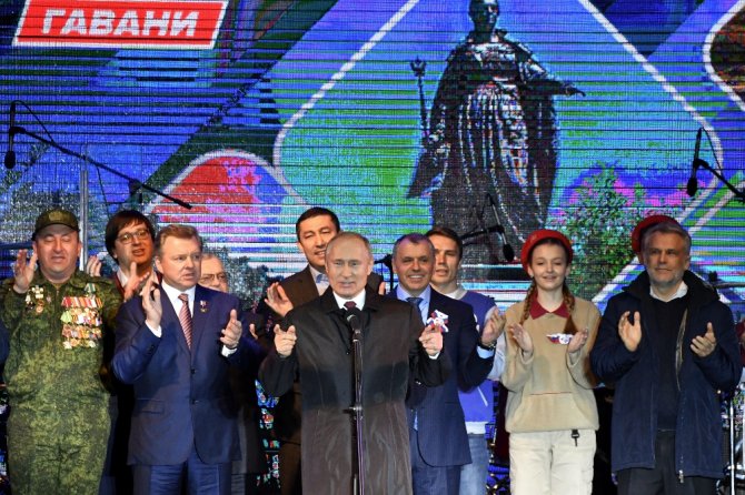 Putin, Kırım’da Kutlamalara Katıldı