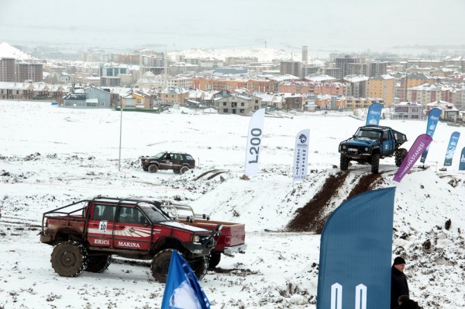 Erzurum’da Off-road Yarışları Nefes Kesti