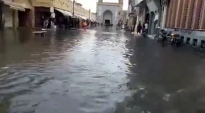 İran’da Sel Felaketi Vurdu: 11 Ölü