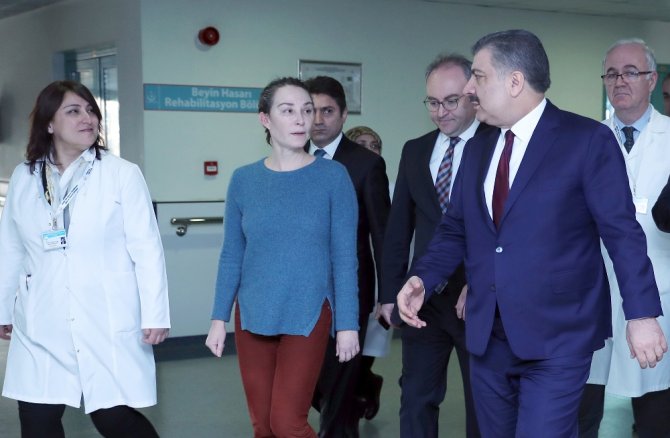 Sağlık Bakanı Koca’dan Deniz Baykal’a Ziyaret