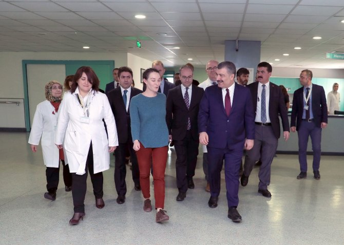 Sağlık Bakanı Koca’dan Deniz Baykal’a Ziyaret