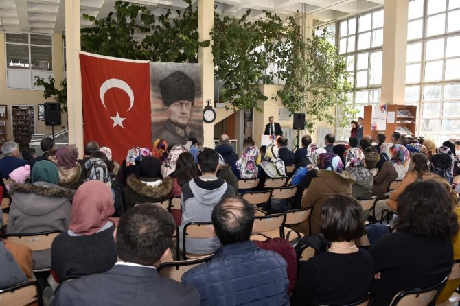 Limon Ağaçlı Kütüphanede Kütüphane Haftası Kutlandı