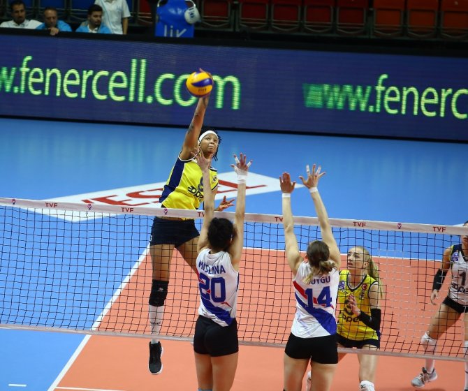Türk Hava Yolları, Fenerbahçe’yi Mağlup Etti