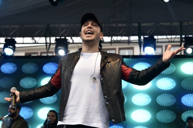 Gümüşhane’de Başkan Çimen’e Destek Konseri