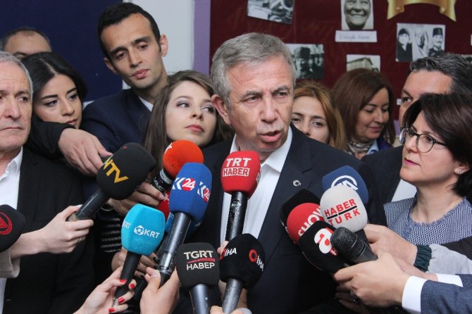 Mansur Yavaş Oyunu Kullandı