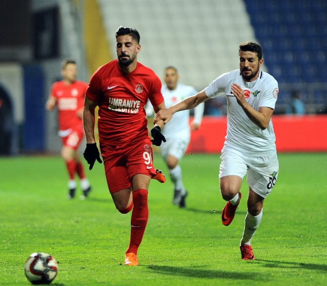 Akhisarspor Avantajı Kaptı