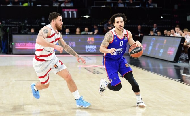 Anadolu Efes, Milano’yu Play-off Dışında Bıraktı