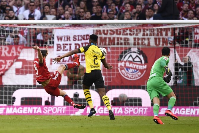 Bayern Münih Liderliği Aldı