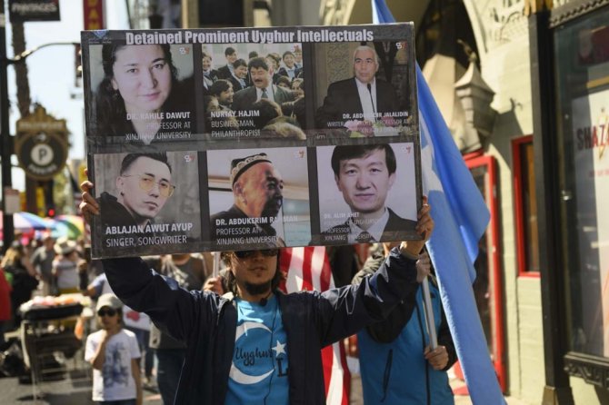 Çin’in Uygur Türklerine Zulmü Protesto Edildi