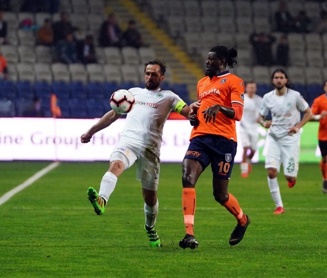 Başakşehir Şampiyonluk Yolunda Bir Engeli Daha Aştı