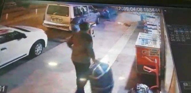 Bu Da Bavul Hırsızı !