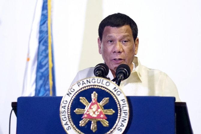 Filipinler Devlet Başkanı Duterte’den Deaş Açıklaması