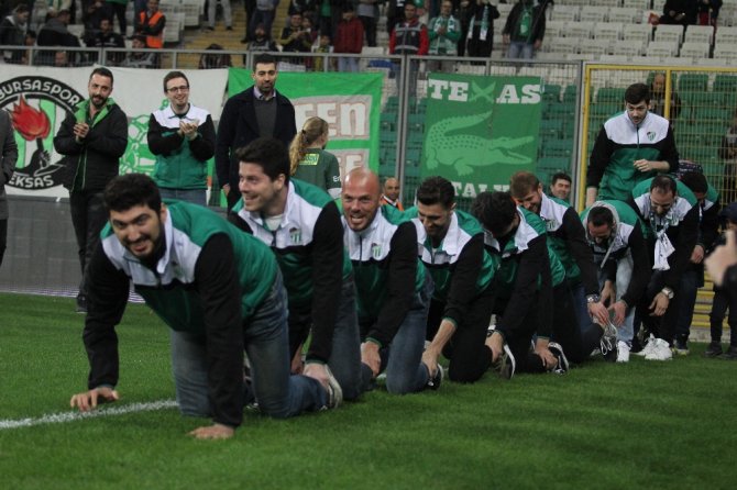 Trabzonspor, Bursaspor’u Tek Golle Geçti