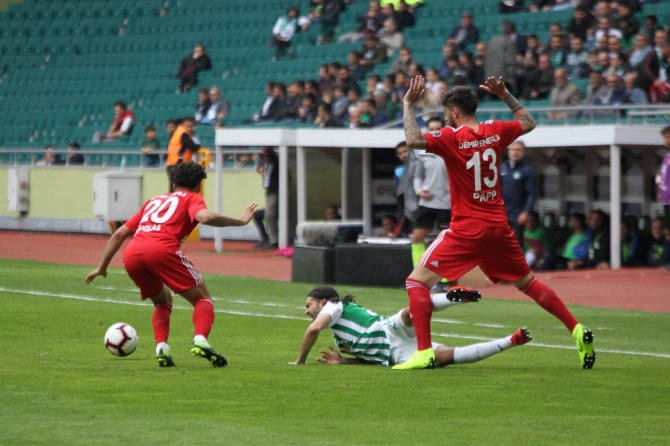 Atiker Konyaspor İle Demir Grup Sivasspor Yenişemedi