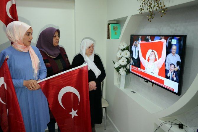 Kayaalp’in Ailesi Şampiyonluk Maçını Heyecanla İzledi