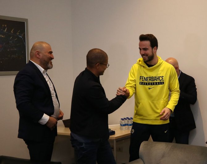 Fenerbahçe’de Özel Buluşma