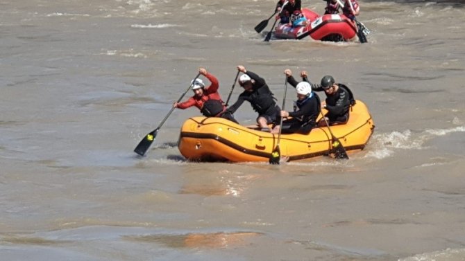 Artvinli Raftingciler Dünya Şampiyonası Yolunda