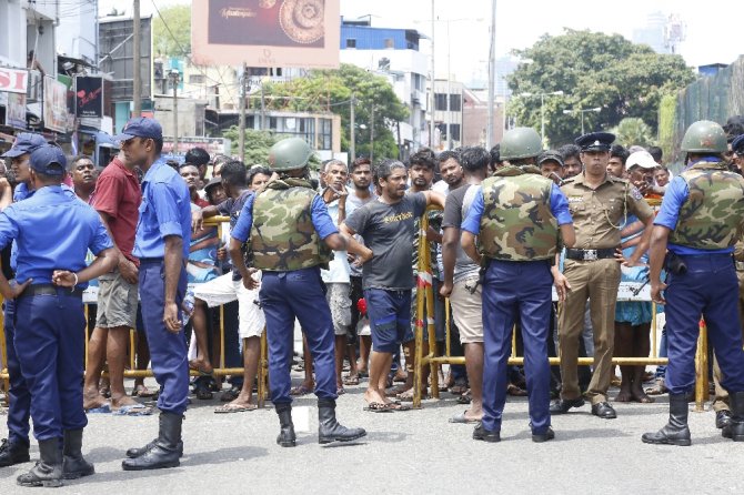 Sri Lanka’daki Saldırılarda Ölü Sayısı 310’a Yükseldi