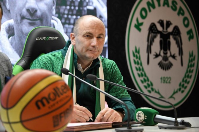 Atiker Konyaspor, Aziz Bekir İle Anlaştı