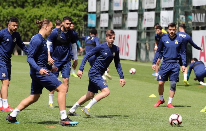 Fenerbahçe, Trabzonspor Maçı Hazırlıklarını Sürdürdü