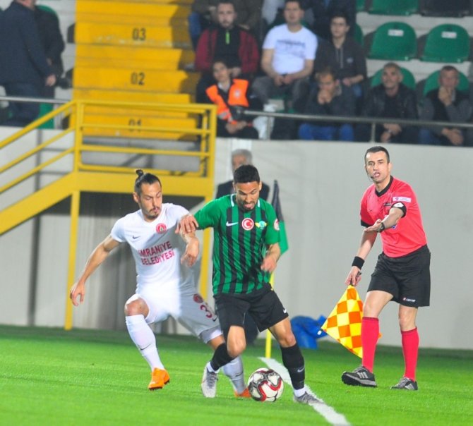 İlk Yarıda Tek Gol Var