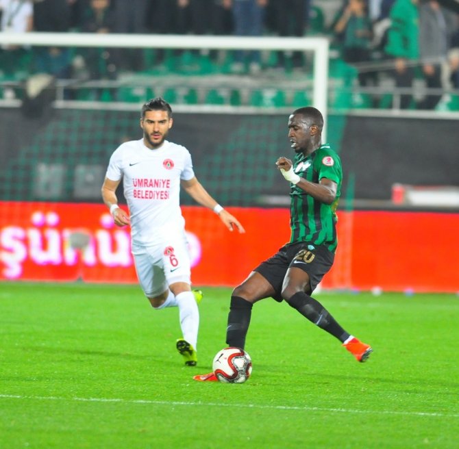 İlk Yarıda Tek Gol Var